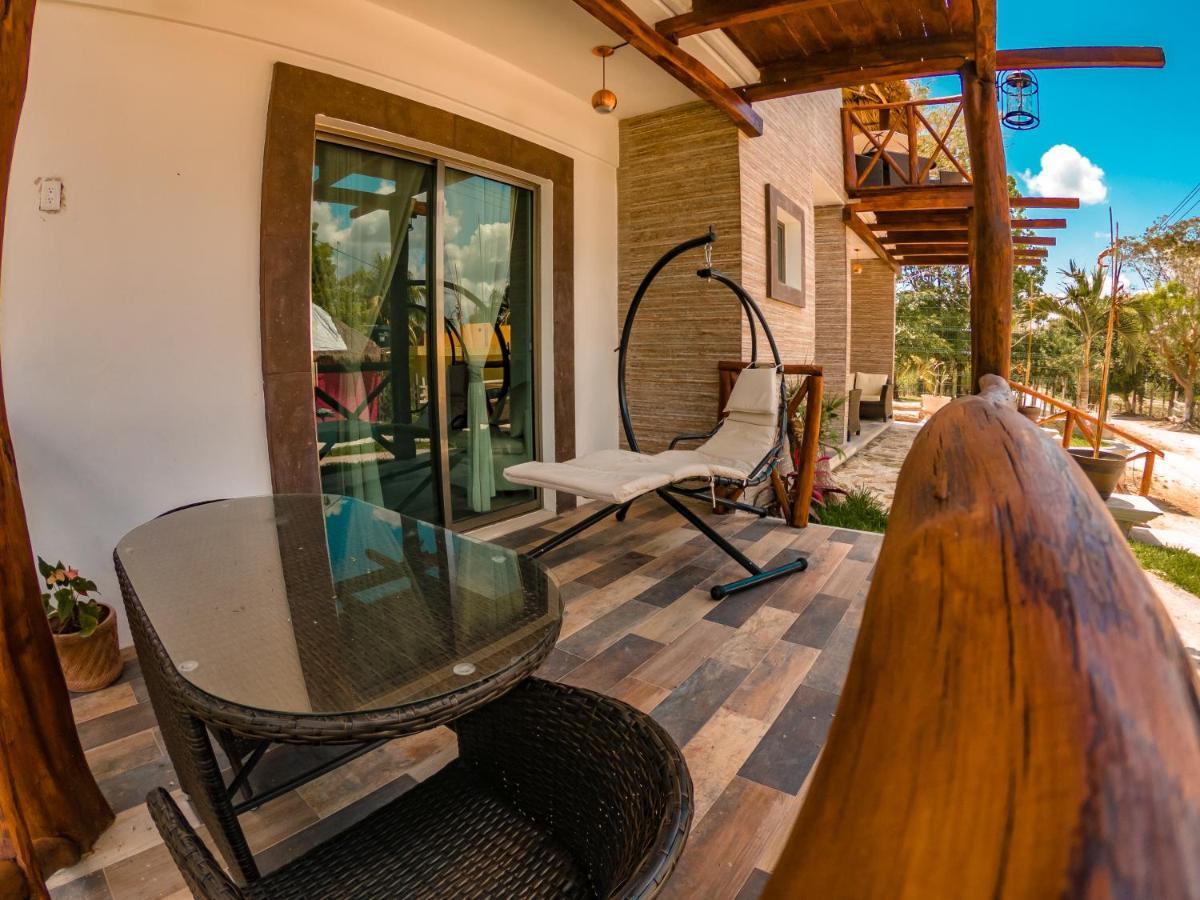 Hotel Pancho Villas Bacalar - Free Bikes And Paddles Extérieur photo