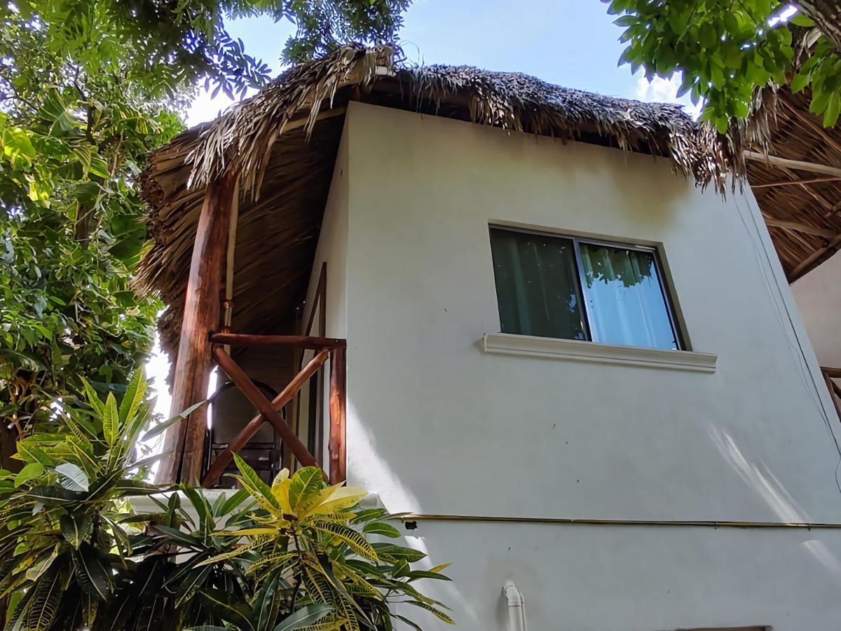 Hotel Pancho Villas Bacalar - Free Bikes And Paddles Extérieur photo
