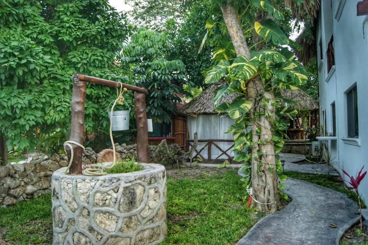 Hotel Pancho Villas Bacalar - Free Bikes And Paddles Extérieur photo